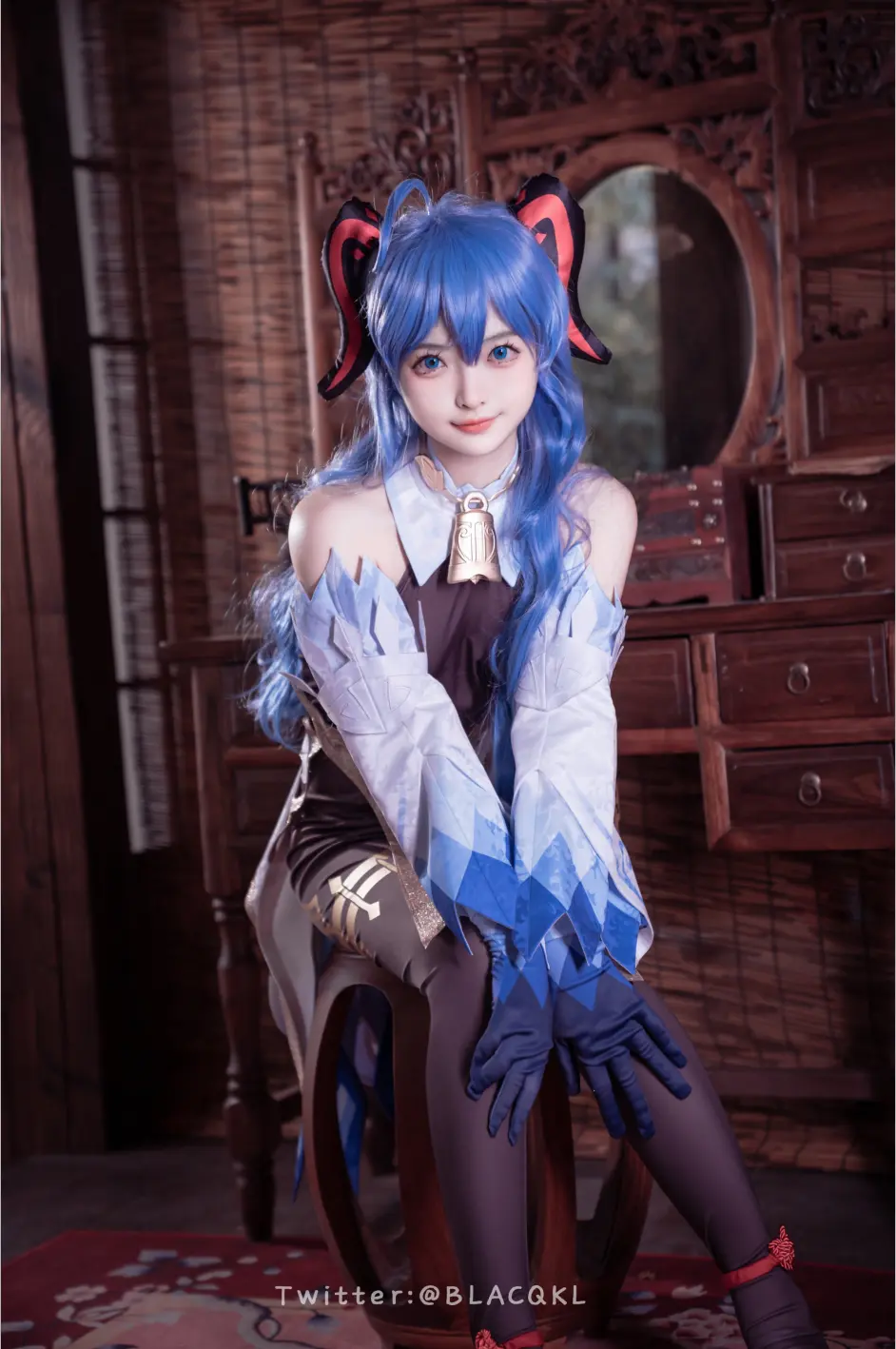 图片[14]-白莉爱吃巧克力[原理猪]精美壁纸欣赏下载【20套】-游戏兄弟